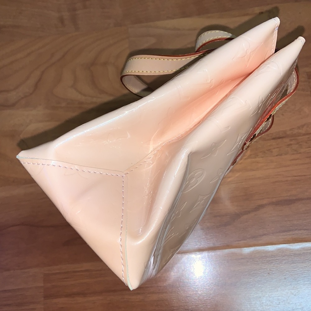 NWOT Authentic Louis Vuitton Vernis Reade Marshmallow Handbag - Picture 5 of 15